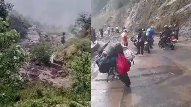 Photo of उत्तराखंड में मूसलाधार बारिश से चारधाम यात्रा ठप, केदारनाथ-बद्रीनाथ हाईवे बंद