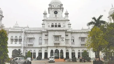 Photo of KGMU में फिर गार्ड की गुंडागर्दी, मरीज के भाई को मारा और टॉयलेट के पास धक्का दिया
