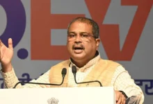 Photo of “आप भारतीय हो क्या?” सुप्रीम कोर्ट की टिप्पणी पर धर्मेंद्र प्रधान का कांग्रेस पर हमला