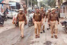 Photo of झांसी: कचहरी परिसर में भारी पुलिस बल तैनात, दीप नारायण यादव के आत्मसमर्पण को लेकर सतर्कता