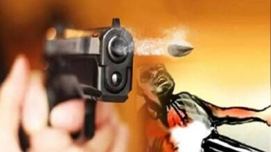 Photo of एएमयू परिसर में शिक्षक की गोली मारकर हत्या, नकाबपोश बदमाशों ने की फायरिंग