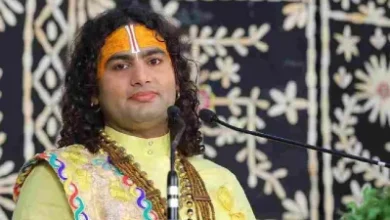 Photo of कथावाचक अनिरुद्धाचार्य पर मथुरा कोर्ट में नया केस, महिलाओं पर आपत्तिजनक बयान को लेकर बढ़ा विवाद