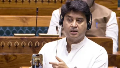 Photo of संचार साथी ऐप पर मचा सियासी घमासान—विपक्ष बोला ‘जासूसी ऐप’