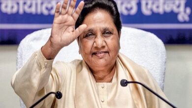 Photo of 70वें जन्मदिन पर मायावती का ब्राह्मण कार्ड, बोलीं- BSP सरकार बनी तो सभी वर्गों को मिलेगा पूरा सम्मान