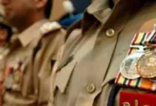 Photo of महाराजगंज के सात पुलिसकर्मी सेवा पदकों से सम्मानित, गणतंत्र दिवस पर रैतिक परेड में होंगे मुख्य आकर्षण