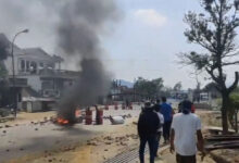 Photo of मणिपुर में रॉकेट हमला: दो मासूमों की मौत, 5 जिलों में इंटरनेट बंद