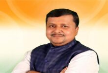 Photo of “टोपी से नहीं, ‘ढोंग’ से दिक्कत”: बीजेपी अध्यक्ष का अखिलेश पर हमला, यूपी में जीत की हैट्रिक का दावा