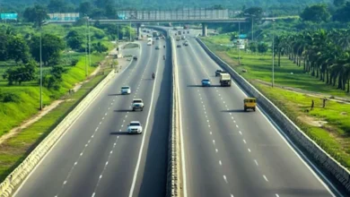 Photo of गंगा एक्सप्रेसवे: हाईटेक भारत का 594 KM स्मार्ट कॉरिडोर, AI कैमरे और रियल-टाइम मॉनिटरिंग से लैस