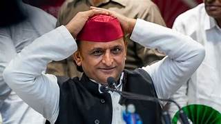 Photo of अखिलेश यादव और निशिकांत दुबे के बीच तीखी नोकझोंक, जातीय जनगणना पर टकराव