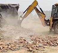 Photo of ग्रेटर नोएडा में बड़ी कार्रवाई: डूब क्षेत्र से 25 हजार वर्ग मीटर अतिक्रमण हटाया गया
