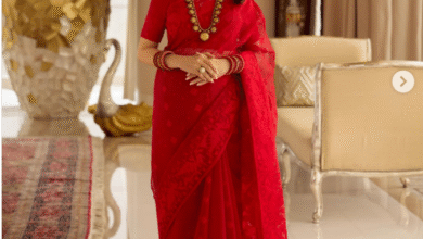 Photo of अक्षय तृतीया पर दिखा रॉयल लुक: रेड साड़ी में नीता अंबानी ने बटोरी लाइमलाइट