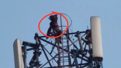 Photo of पूर्वी चंपारण में टावर पर चढ़ी महिला, मचा हंगामा