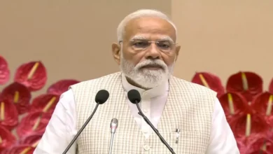 Photo of बंगाल में पीएम मोदी की रैली से पहले हिंसा, जगद्दल में BJP–TMC कार्यकर्ता भिड़े; बमबाजी में 3 घायल