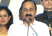 Photo of वीडी सतीशन ने ली मुख्यमंत्री पद की शपथ, 20 मंत्रियों ने भी संभाली जिम्मेदारी