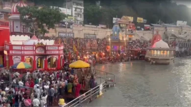 Photo of गंगा दशहरा 2026: हरिद्वार में उमड़ा श्रद्धालुओं का सैलाब, हर की पैड़ी पर आस्था की पवित्र डुबकी