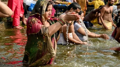 Photo of Ganga Dussehra 2026: गंगाजल के इन उपायों से दूर होंगे शनि और राहु-केतु दोष, मिलेगा सुख-समृद्धि का आशीर्वाद