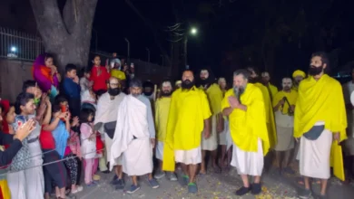 Photo of प्रेमानंद महाराज की पदयात्रा पर रोक: स्वास्थ्य कारणों से अनिश्चितकाल के लिए स्थगित